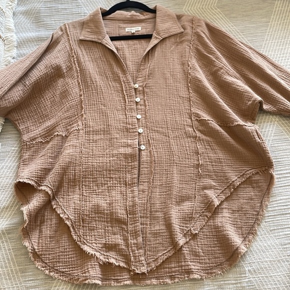 Mainstrip Gauzy Cotton Oversized Pop Over Blouse Top S Camel Tan Minimalist Boho - Picture 15 of 15